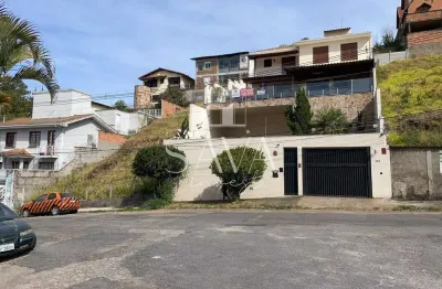 Casa com 3 quartos à venda na Rua Saturno, Santa Lúcia, Belo Horizonte