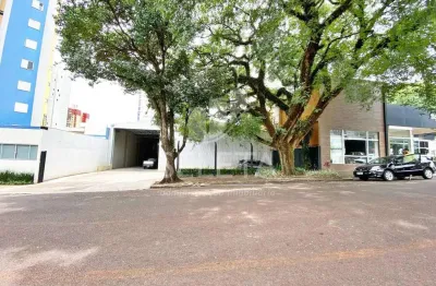 Barracão comercial  com 700m  para locação em cascavel - pr