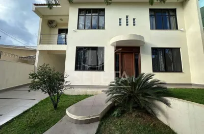 Sobrado com 04 dormitórios para locação no bairro country, cascavel, pr