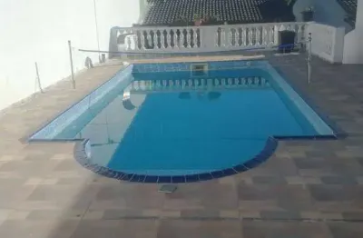 Casa p/ financiamento com 3 dormitórios, piscina e área gourmet!