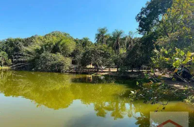 Terreno à venda na Avenida Nicola Accieri, Corrupira, Jundiaí