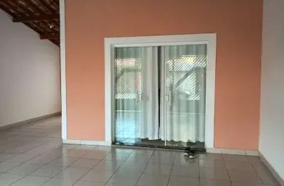 Casa com 3 quartos à venda no Jardim Oriente, São José dos Campos 