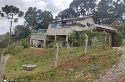 Belíssima casa de campo próxima a represa do capivari
