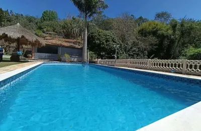 Chácara à venda em valinhos, 4 dormitórios, piscina, e com 4.300 m², em condomínio fechado em valinhos, no interior de são paulo,-sp
