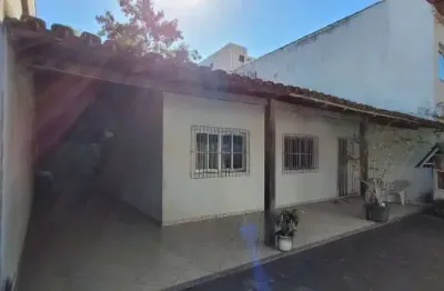 Casa com 2 quartos à venda na rua dos rouxinóis, 15, eurico salles, serra, 60 m2 por r$ 600.000
