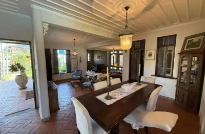 Casa com 5 quartos à venda no Piatã, Salvador 