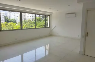 Apartamento com 3 quartos para alugar na avenida general san martin, leblon, rio de janeiro, 150 m2 por r$ 16.000