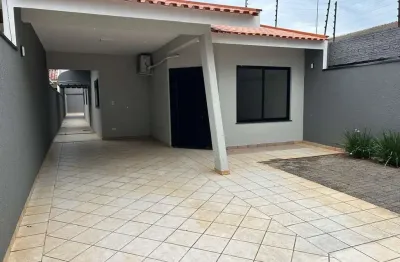 Casa com 3 quartos à venda na Rua Pára de Minas, 332, Jardim Alvorada, Maringá