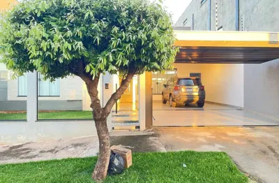 Casa com 3 quartos à venda na Rua Pioneiro Hermínio Zenaro Manin, 1734, Parque das Grevíleas, Maringá