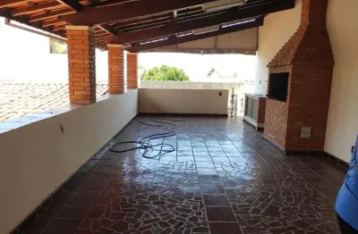 Casa com 4 dormitórios à venda, 260 m² por r$ 1.300.000 - vila clayton - valinhos/sp