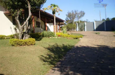 Casa com 3 dormitórios à venda, 330 m² por r$ 2.000.000,00 - jardim são matheus - vinhedo/sp