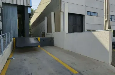 Galpão para alugar, 1700 m² por r$ 59.347,00/mês - condominio portal do anhanguera - valinhos/sp