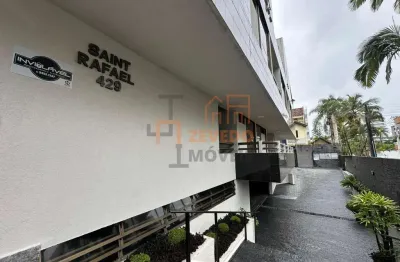 Cobertura duplex reformada com piscina privativa em caiobá