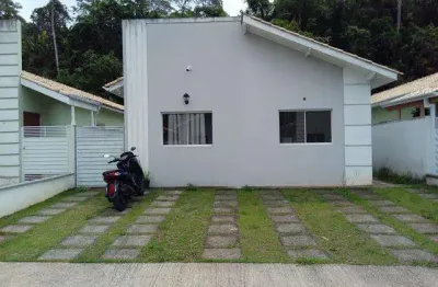 Casa terrea em cotia no condominio colinas de cotia