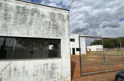 Prédio para alugar no Parque São Jorge, Piracicaba 