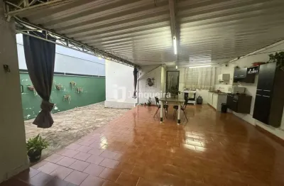 Casa com 3 quartos à venda na Vila Areão, Piracicaba 