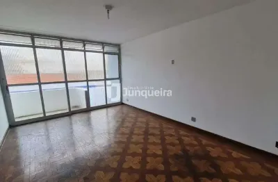 Casa para aluguel, 3 quartos, 2 suítes, Centro - Piracicaba/SP