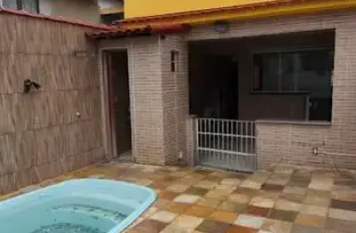 Casa para Venda em Rio de Janeiro, Campo Grande, 2 dormitórios, 1 suíte, 3 banheiros, 2 vagas