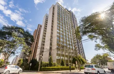 Apartamento à venda, 3 quartos com suíte em frente a praça da ucrania, bigorrilho, curitiba - pr