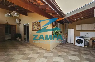 Casa para locação em jundiaí-sp, caxambu - 2 quartos, 1 sala, 1 banheiro, 1 vaga de garagem  80m².