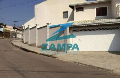 Sobrado na vl galvão com 3 (1 suite c/ ar), sala c/ ar, 2 vagas cobertas e 2 quintais