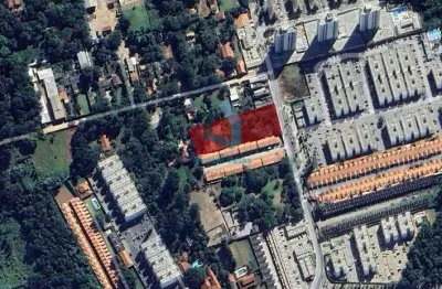Terreno à venda na Rua Seraphim Banietti, 1.050, Caguassu, Sorocaba