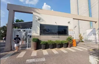 Apartamento com 2 quartos para alugar na Avenida Rio das Pedras, Pompéia, Piracicaba