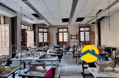 Loja com sobreloja para venda no centro de niterói - rj
