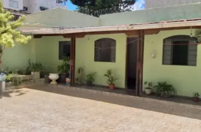 Casa com 3 quartos à venda na rua luiz furtado filho, letícia, belo horizonte por r$ 900.000