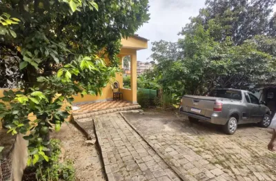 Casa com 2 quartos à venda na rua expedicionário misael de freitas, caiçaras, belo horizonte por r$ 445.000