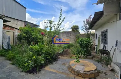 Casa com 3 quartos à venda na Rua Marechal Falconiere, Letícia, Belo Horizonte por R$ 600.000