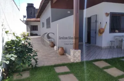 Casa na Praia para Venda em Itanhaém, Jardim São Fernando, 3 dormitórios, 1 suíte, 2 banheiros, 5 vagas