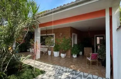 Casa na praia para venda em itanhaém, mosteiro, 3 dormitórios, 1 suíte, 3 banheiros, 2 vagas