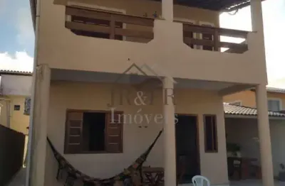 Vendo ótima casa em condomínio 4/4, arembepe, pode financiar.