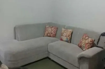 Vende-se apartamento de 2 dormitórios/ térreo/  vila mathias/ santos