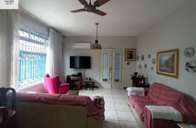 Vende-se sobrado de 3 dormitórios/ ponta da praia/ santos/sp