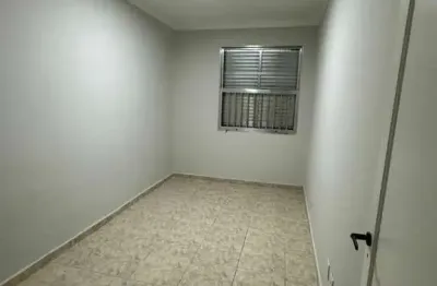 Vende-se apartamento no macuco de 2 dorm/sala/wc social/cozinha/area de serviço
