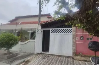 Vende-se casa térrea na guilhermina/pg com 2 dormitórios/ sala/