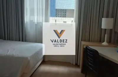Vende-se apartamento tipo studi na pompéia-santos, de 25 m² com arrumação diária