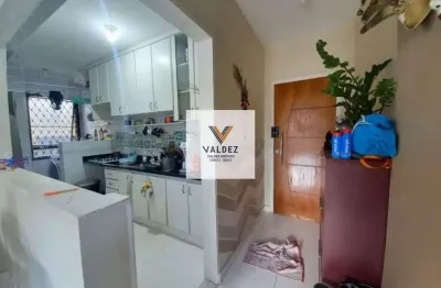 Aluga-se apto de 2 dorm c/ armários embutidos/sala 2 ambientes/porcelanato/cooktop na cozinha - sv