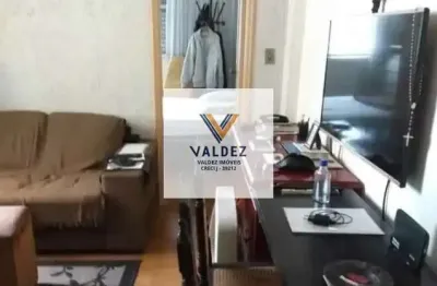 Vende-se apto de 1 dorm na quadra da praia/1 wc social/cozinha/andar alto