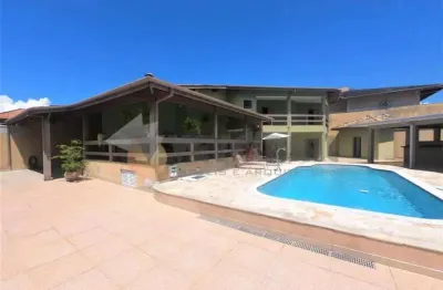 Sobrado à venda em caraguatatuba, jardim britânia, com 6 quartos, 574m²