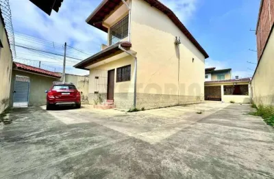 Sobrado à venda em caraguatatuba, jardim tarumãs, com 6 quartos, 200m²