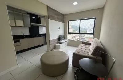 Apartamento mobiliado com 2 quartos, 3 vagas de garagens na vila real - balneário camboriú