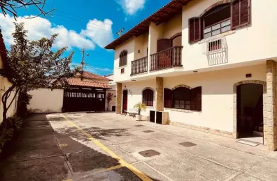 R$410 mil casa em condomínio à venda, 3 quartos, 1 suíte, palmeiras, cabo frio, rj