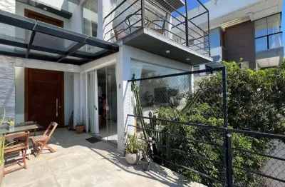 Casa com 2 quartos à venda na Estrada Deodoro de Azevedo, 2090, Ogiva, Cabo Frio