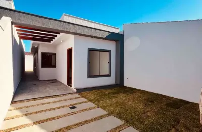 Casa com 3 quartos à venda na Rua Herculano Motta, 174, Recanto do Sol, São Pedro da Aldeia