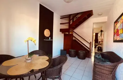 R$ 300 mil casa com 2 quartos em condomínio, peró , cabo frio, rj à venda