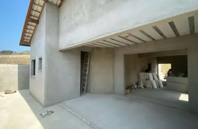 R$ 890 mil casa  3 quartos em condomínio à venda, nova são pedro, são pedro da aldeia, rj