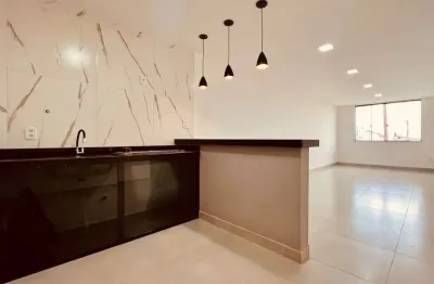 R$ 2.800 apartamento com 2 quartos para locação na av. henrique terra, cabo frio, rj